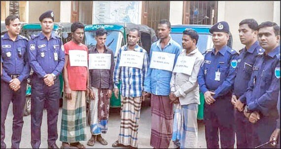 চুনারুঘাটের ল্যাংড়া তালিব গ্রেফতার