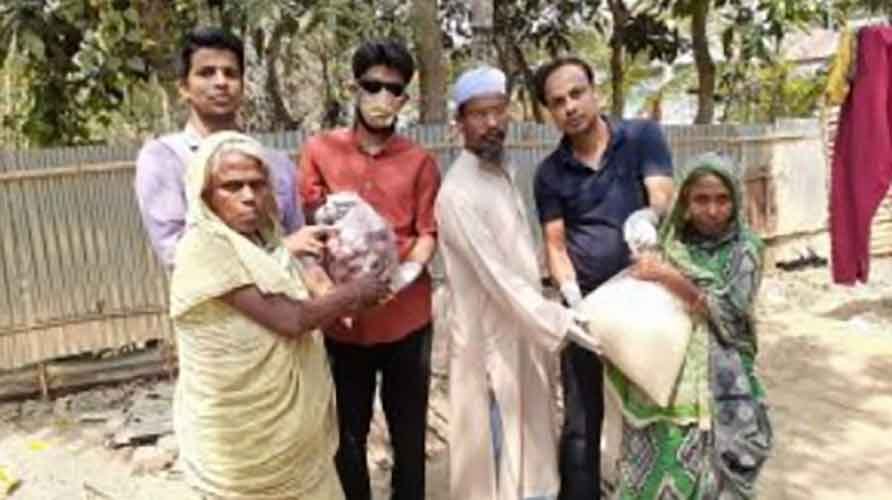 বাহুবলে প্রবাসী স্বদেশ উন্নয়ন ফোরামের ত্রাণ বিতরণ