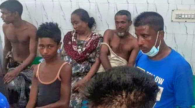 বাহুবলে ঘাস কাটা নিয়ে দুই পক্ষের সংঘর্ষ