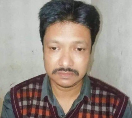 বহুলা গ্রাম থেকে মাদক ব্যবসায়ী গ্রেফতার