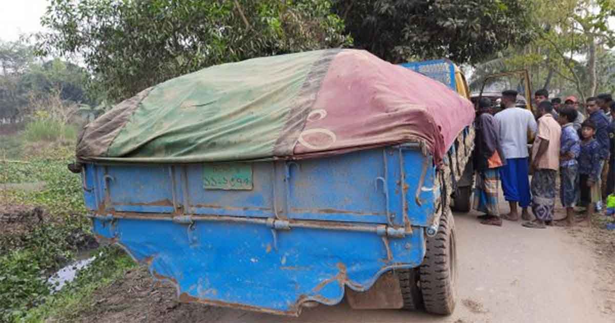 নবীগঞ্জে অবৈধভাবে বালু উত্তোলন করায় জরিমানা