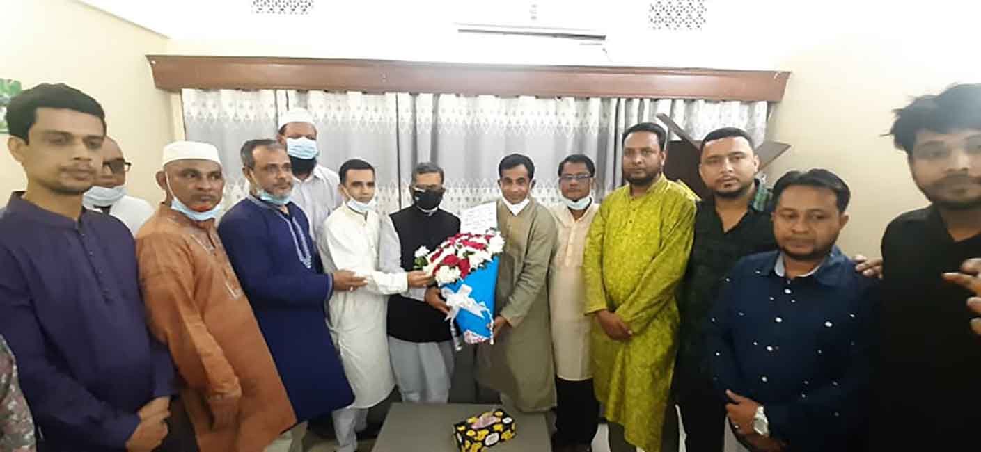 প্রতিমন্ত্রী মাহবুব আলীর সাথে মেয়র সেলিমের শুভেচ্ছা বিনিময়