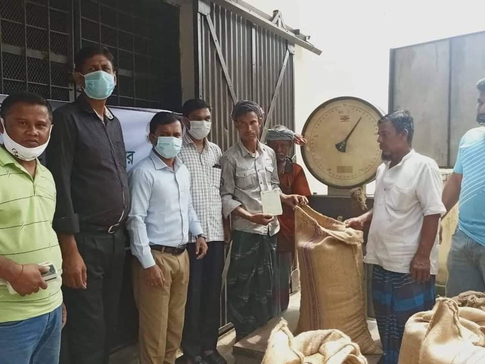 আজমিরীগঞ্জে বোরো ধান সংগ্রহের শুভ উদ্ধোধন করলেন এসিল্যান্ড