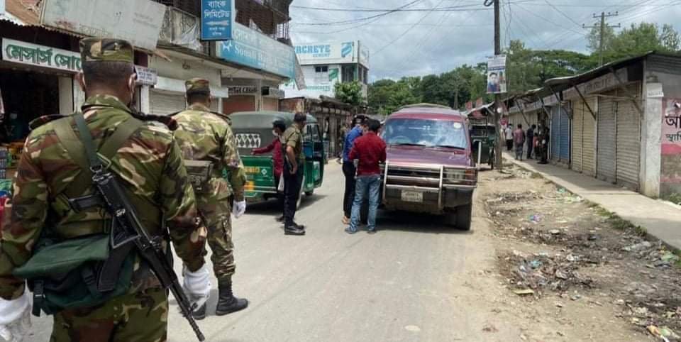 লকডাউনের ২য় দিনে জেলায় ৫৫জনকে মামলা ও জরিমানা
