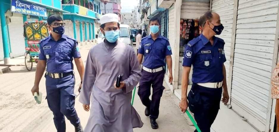 লকডাউন বাস্তবায়নে জেলায় অব্যাহত আছে টহল ও ভ্রাম্যমাণ আদালত ২ লকডাউন বাস্তবায়নে জেলায় অব্যাহত আছে টহল ও ভ্রাম্যমাণ আদালত