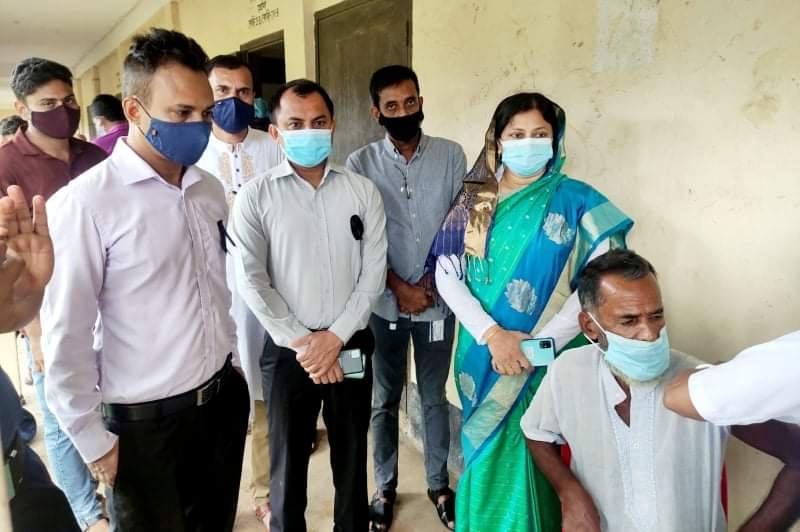 মাধবপুরে বিভিন্ন কার্যক্রম পরিদর্শন করেন জেলা প্রশাসক ইশরাত জাহান ২ মাধবপুরে বিভিন্ন কার্যক্রম পরিদর্শন করেন জেলা প্রশাসক ইশরাত জাহান