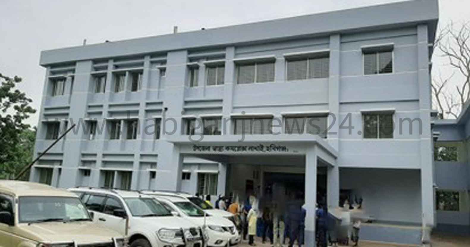 লাখাইয়ে বখাটেদের হামলায় চিকিৎসক আহত