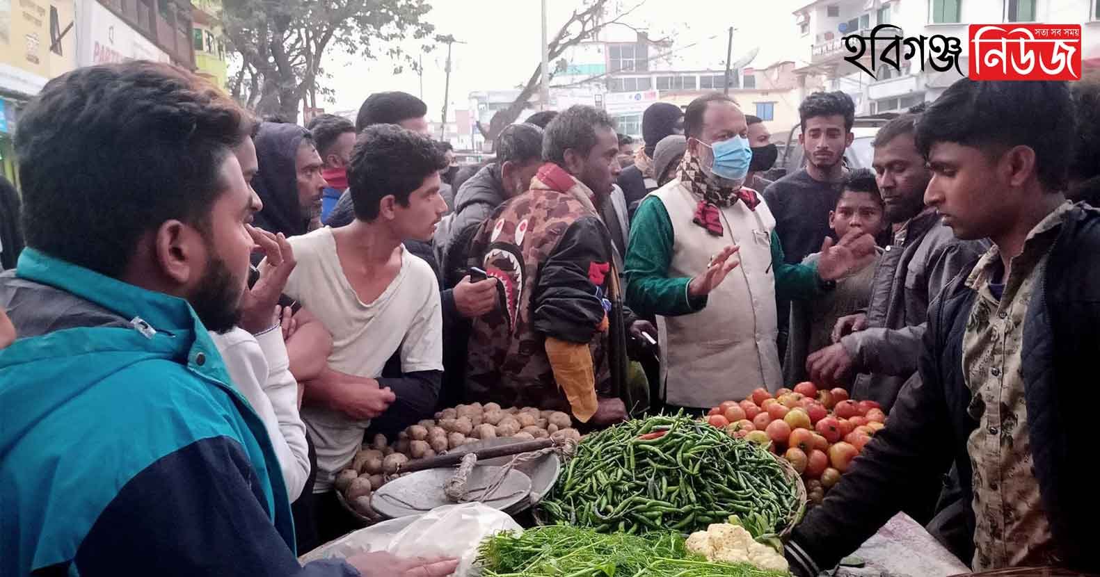 নবীগঞ্জে চলছে অবৈধ গাড়ী পার্কিং ও ভাসমান দোকান উচ্ছেদ